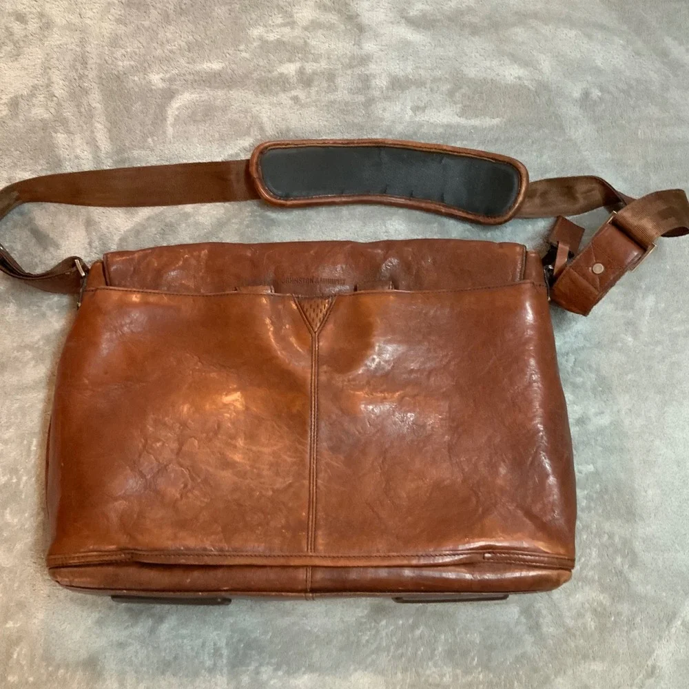 Johnston & Murphy Mens Brown Leather Messenger Bag Laptop Satchel Briefcase